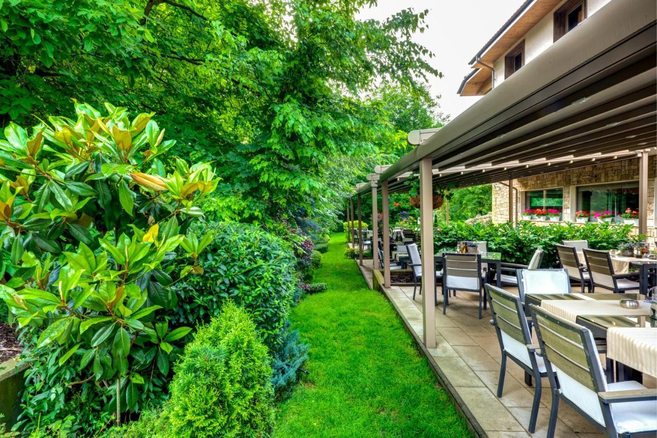 Hotel & Relax Zone Cattleya كروشونا المظهر الخارجي الصورة